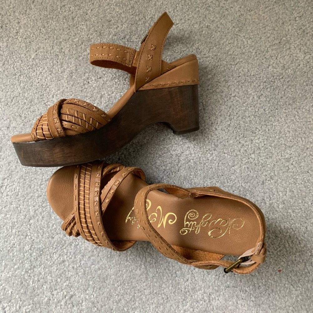 Naughty Monkey Calla Leather Platform Sandal - image 2